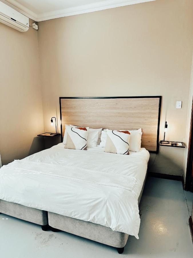 Lighthouse Guesthouse & Cafe Гроблерсдал Екстериор снимка